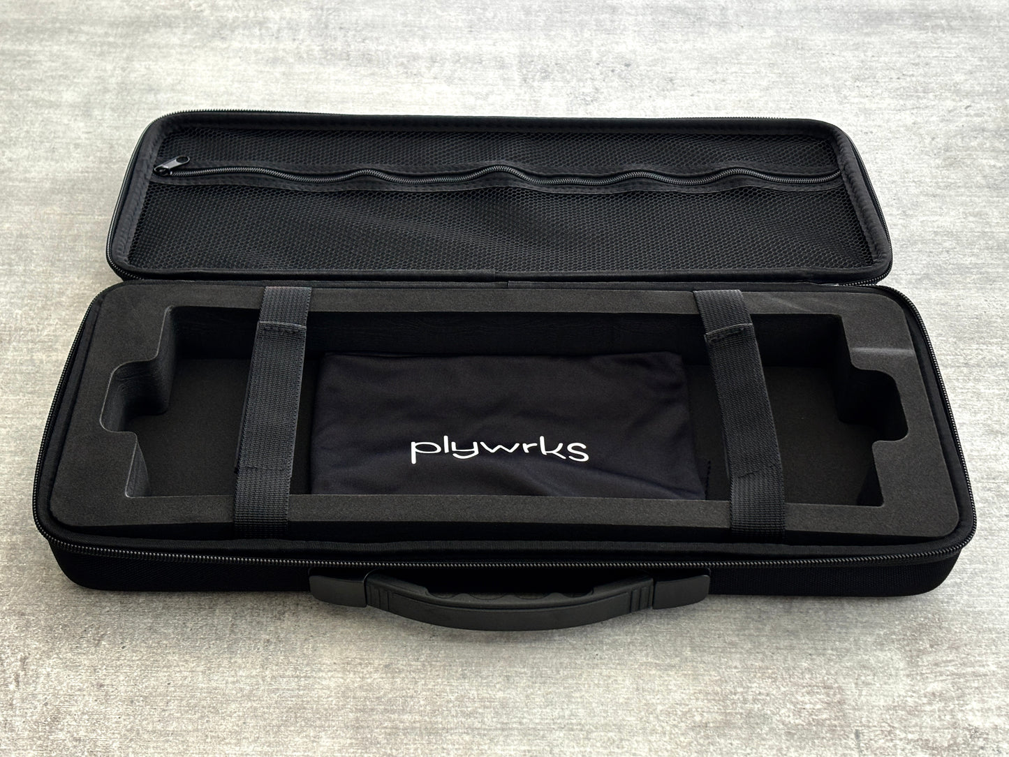 plywrks Carrying Case